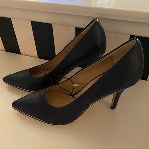 Navy Blue faux snake skin pumps with gold trim